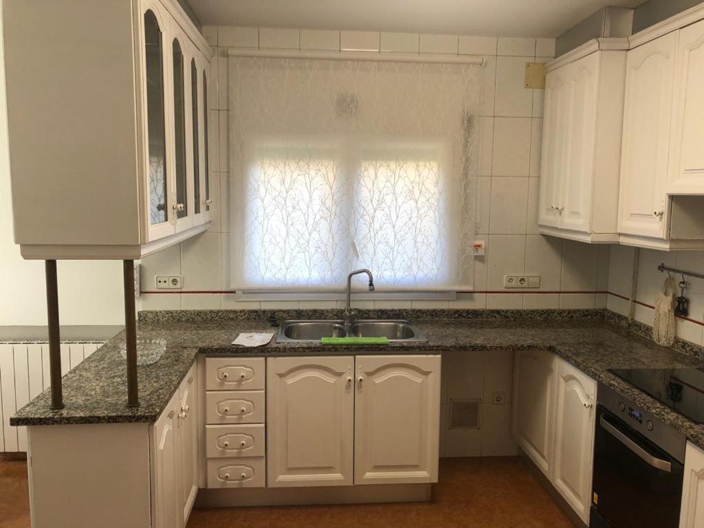 Вилла Casa Veuras Girona - Montilivi Экстерьер фото