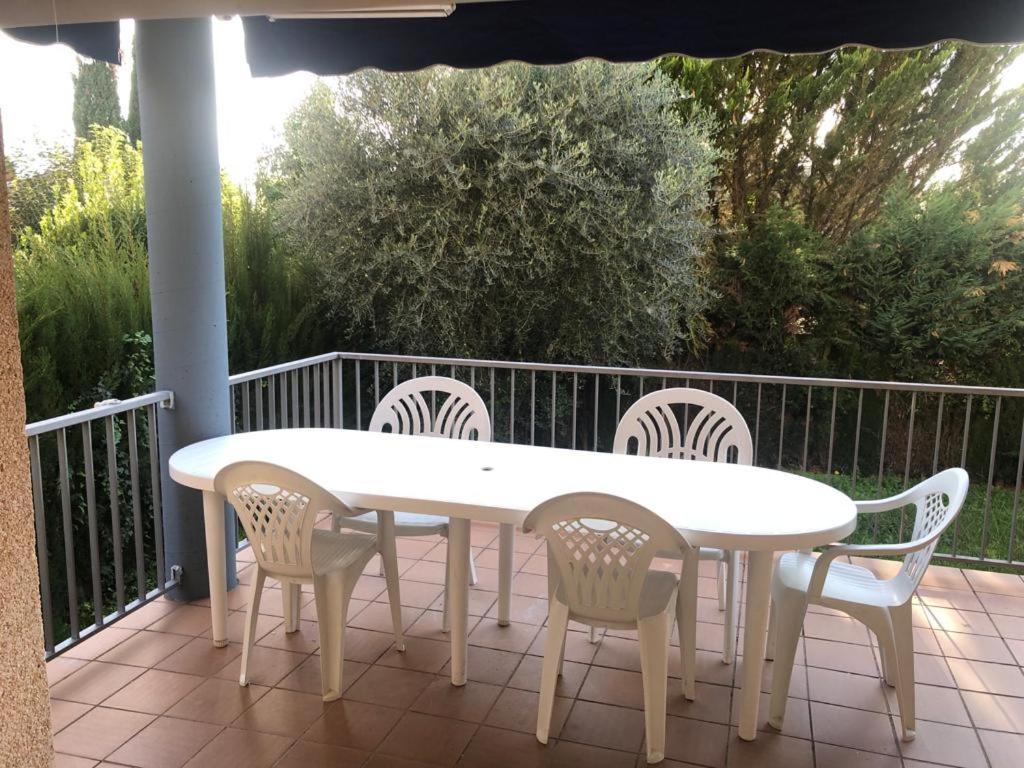 Вилла Casa Veuras Girona - Montilivi Экстерьер фото