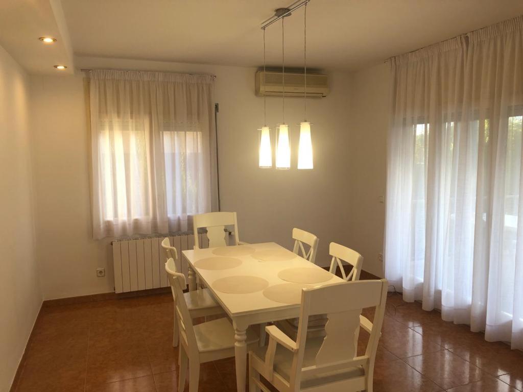 Вилла Casa Veuras Girona - Montilivi Экстерьер фото